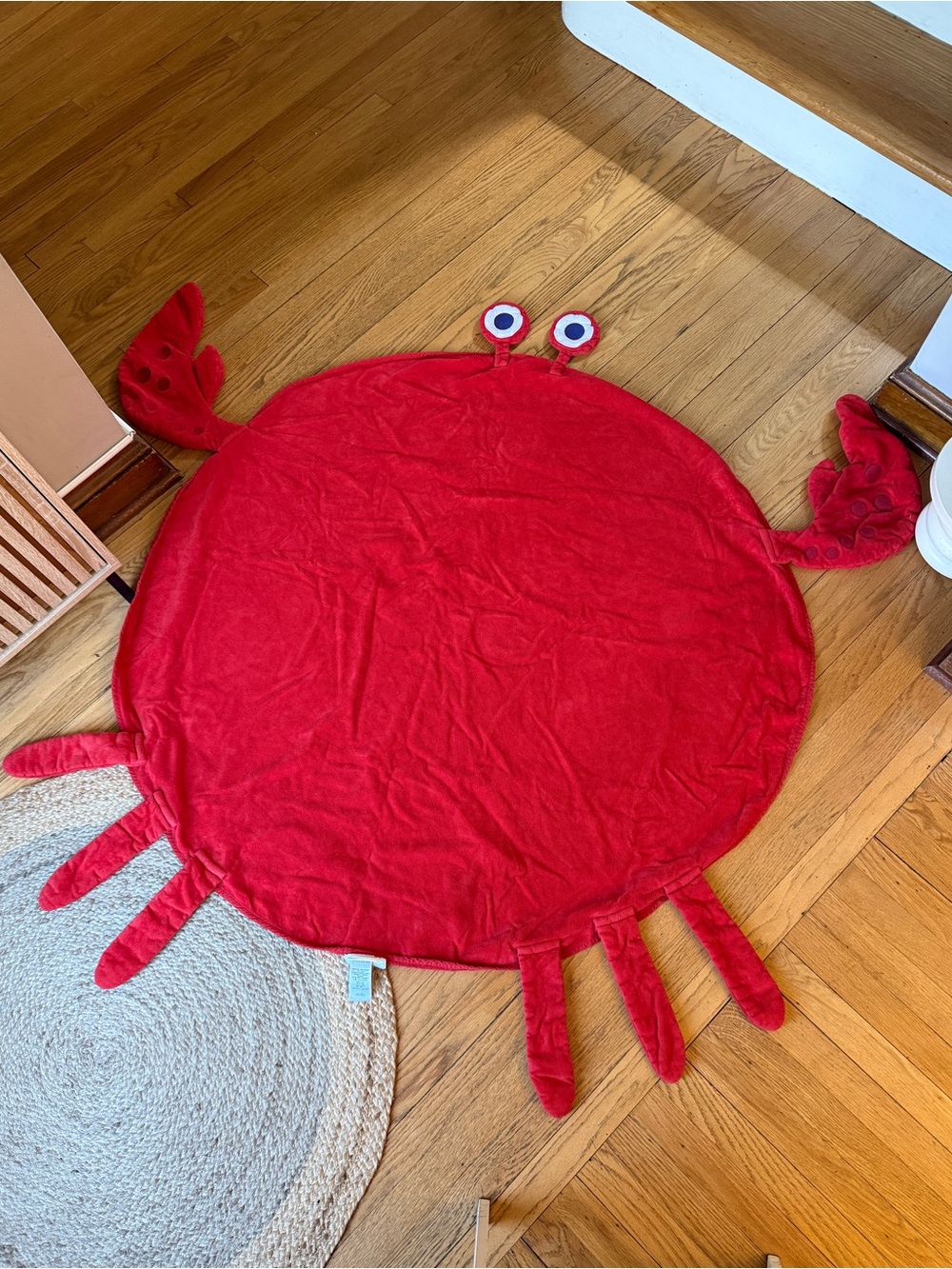 POTTERY BARN KIDS Crab Round Beach Towel UPF 50+ Red Nautical 100% Cotton Terry